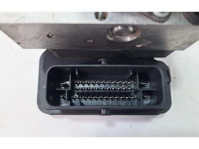 bontott NISSAN QASHQAI II ABS Kocka