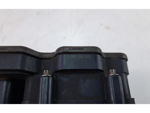 bontott NISSAN QASHQAI II ABS Kocka