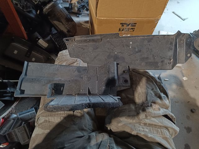 bontott NISSAN QASHQAI II Alsó Motorburkolat