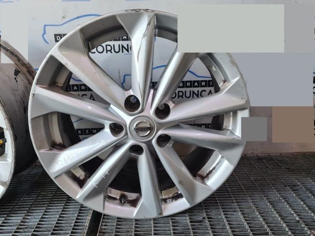 bontott NISSAN QASHQAI II Alufelni Szett