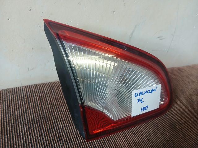 bontott NISSAN QASHQAI II Bal Belső Hátsó Lámpa