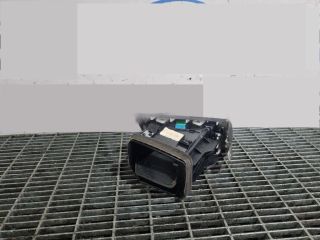 bontott NISSAN QASHQAI II Bal Szellőző