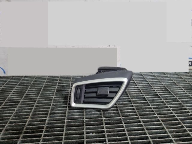 bontott NISSAN QASHQAI II Bal Szellőző