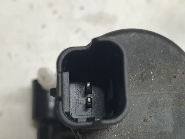 bontott NISSAN QASHQAI II Első Ablakmosó Szivattyú