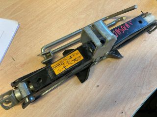 bontott NISSAN QASHQAI II Emelő