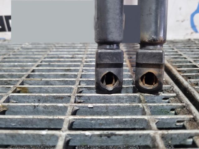 bontott NISSAN QASHQAI II Gázrugós Kitámasztó Teleszkóp Csomagtérajtó (Pozíciófüggetlen)