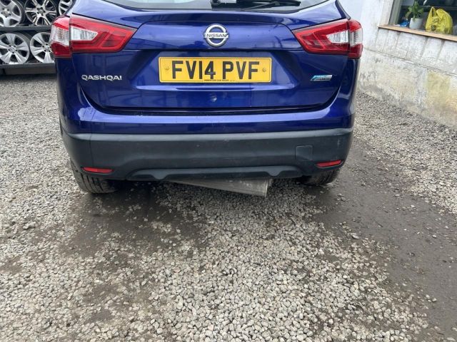 bontott NISSAN QASHQAI II Hátsó Lökhárító (Üresen)