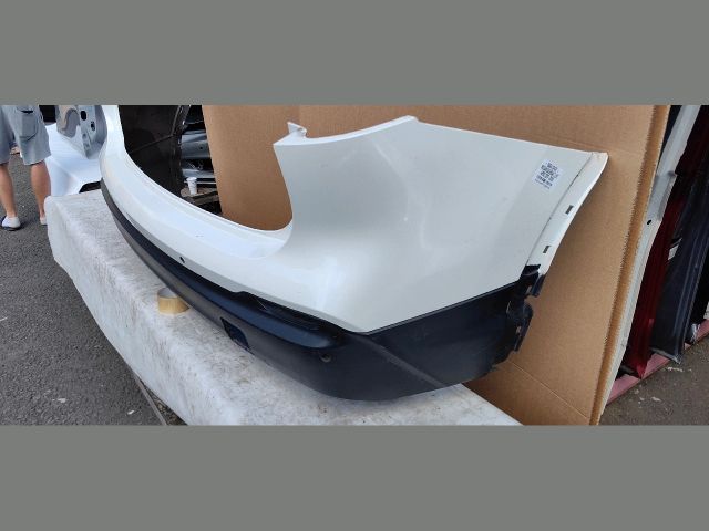 bontott NISSAN QASHQAI II Hátsó Lökhárító (Üresen)