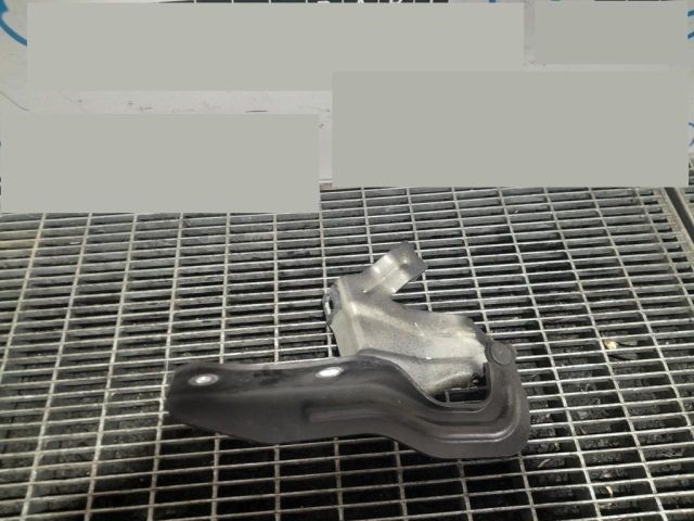 bontott NISSAN QASHQAI II Motorháztető Zsanér Pár