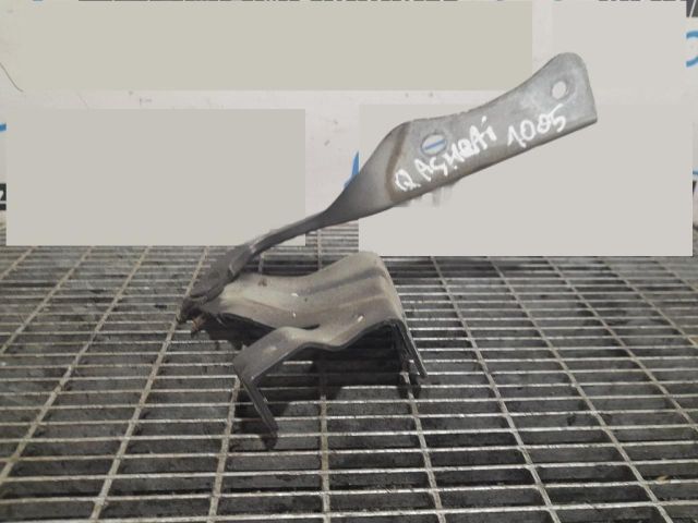 bontott NISSAN QASHQAI II Motorháztető Zsanér Pár