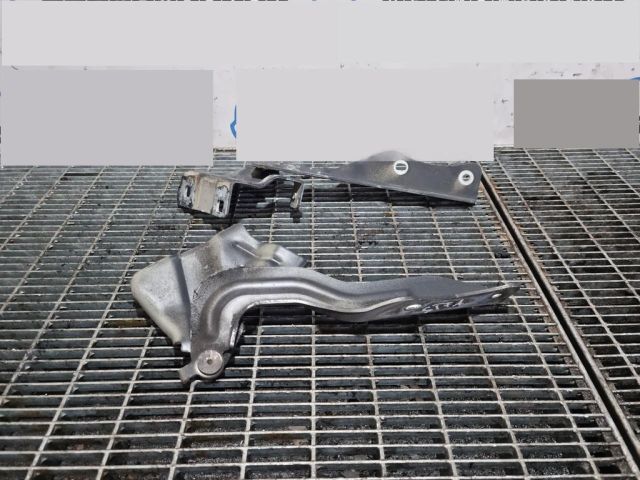 bontott NISSAN QASHQAI II Motorháztető Zsanér Pár