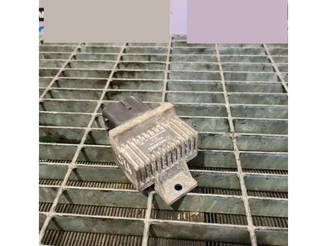 bontott NISSAN QASHQAI Izzító Relé