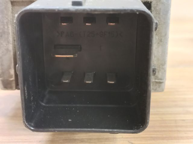 bontott NISSAN QASHQAI Izzító Relé