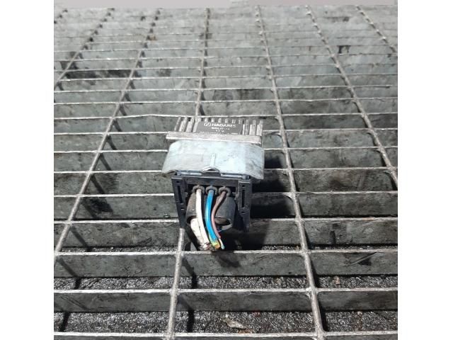 bontott NISSAN QASHQAI Izzító Relé