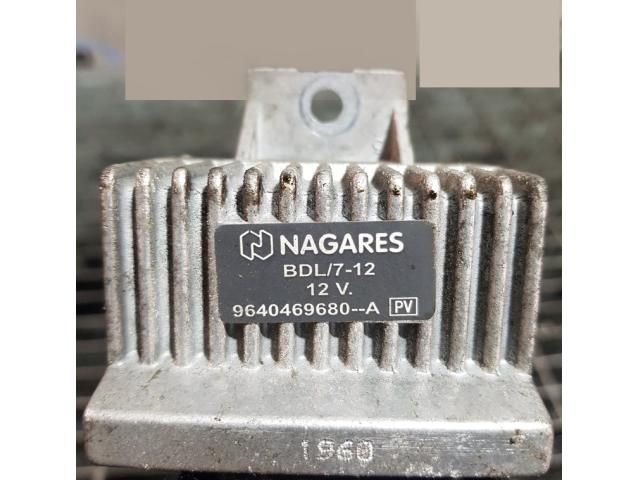 bontott NISSAN QASHQAI Izzító Relé