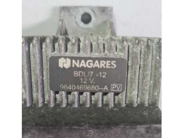 bontott NISSAN QASHQAI Izzító Relé