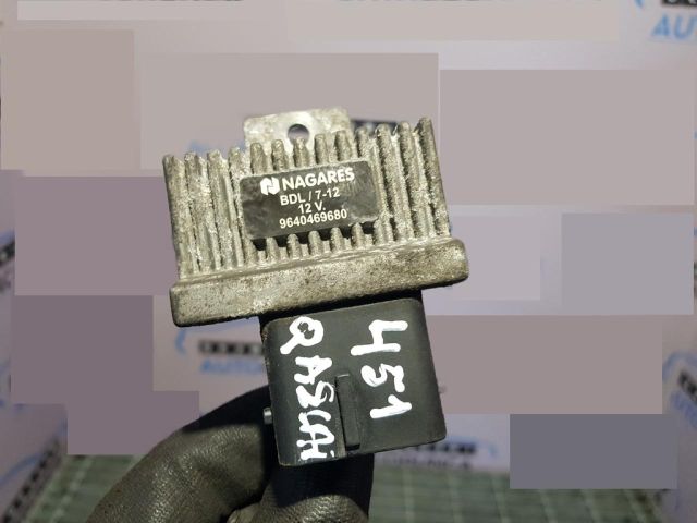 bontott NISSAN QASHQAI Izzító Relé