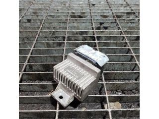 bontott NISSAN QASHQAI Izzító Relé