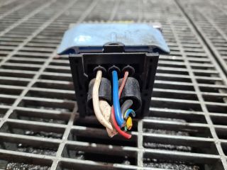 bontott NISSAN QASHQAI Izzító Relé