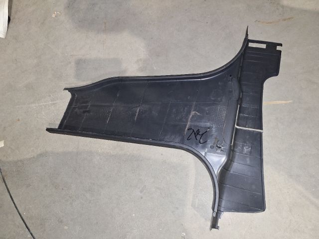 bontott NISSAN QASHQAI Jobb B Oszlop Burkolat