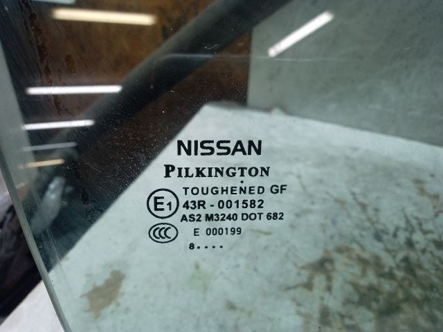 bontott NISSAN QASHQAI Jobb első Ablak