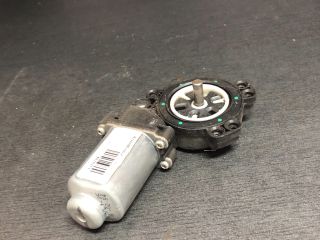 bontott NISSAN QASHQAI Jobb első Ablakemelő Motor