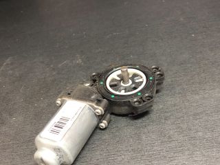 bontott NISSAN QASHQAI Jobb első Ablakemelő Motor