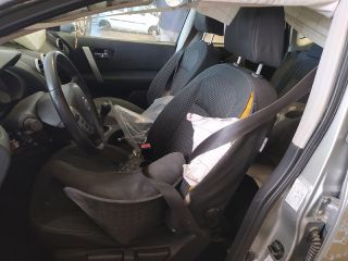 bontott NISSAN QASHQAI Jobb első Ajtó Kárpit