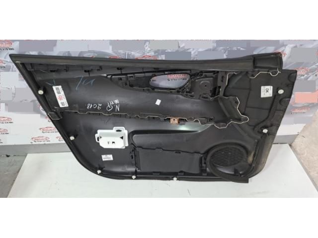 bontott NISSAN QASHQAI Jobb első Ajtó Kárpit