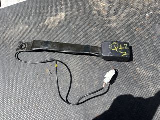 bontott NISSAN QASHQAI Jobb első Biztonsági Öv Csat