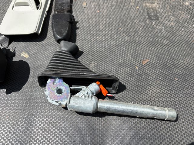 bontott NISSAN QASHQAI Jobb első Biztonsági Öv