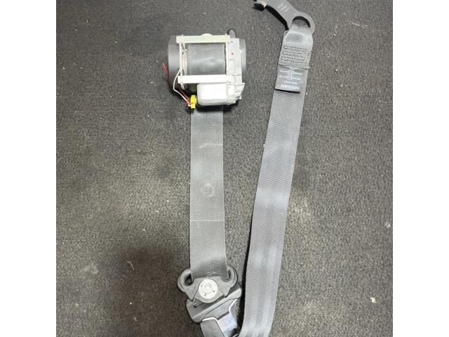 bontott NISSAN QASHQAI Jobb első Biztonsági Öv