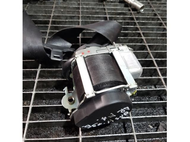 bontott NISSAN QASHQAI Jobb első Biztonsági Öv