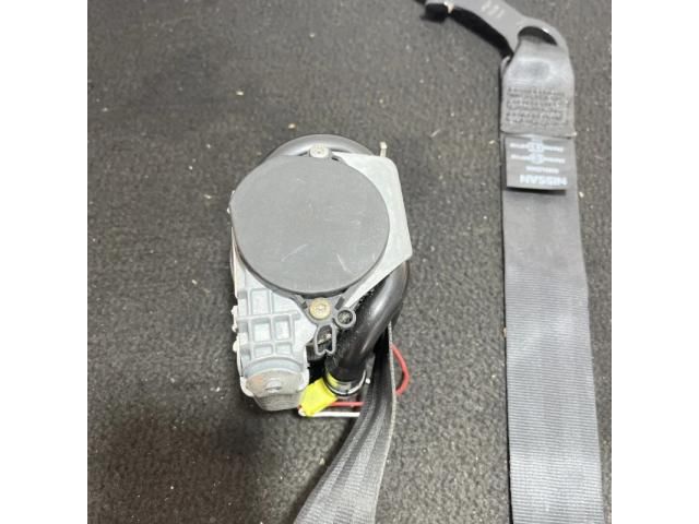 bontott NISSAN QASHQAI Jobb első Biztonsági Öv