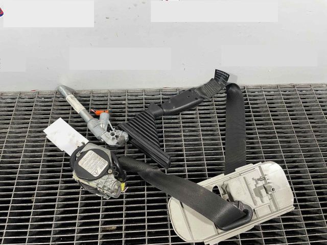 bontott NISSAN QASHQAI Jobb első Biztonsági Öv