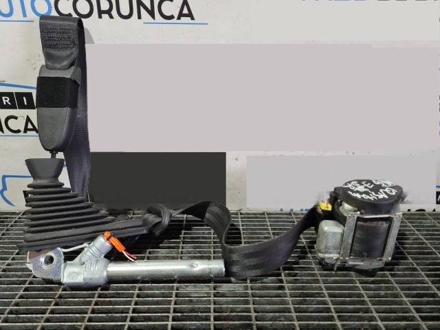 bontott NISSAN QASHQAI Jobb első Biztonsági Öv