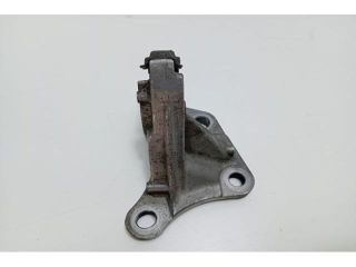 bontott NISSAN QASHQAI Jobb első Féltengely Tartó