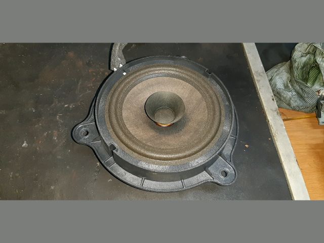 bontott NISSAN QASHQAI Jobb első Hangszóró