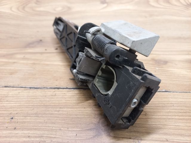 bontott NISSAN QASHQAI Jobb első Külső Kilincs