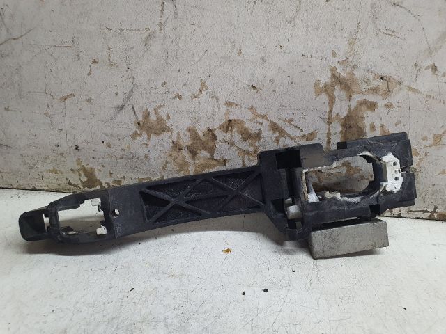 bontott NISSAN QASHQAI Jobb első Külső Kilincsfészek