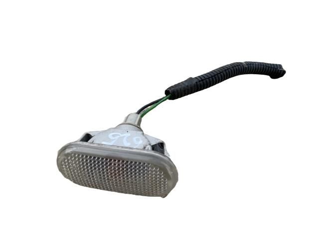 bontott NISSAN QASHQAI Jobb első Sárvédő Irányjelző