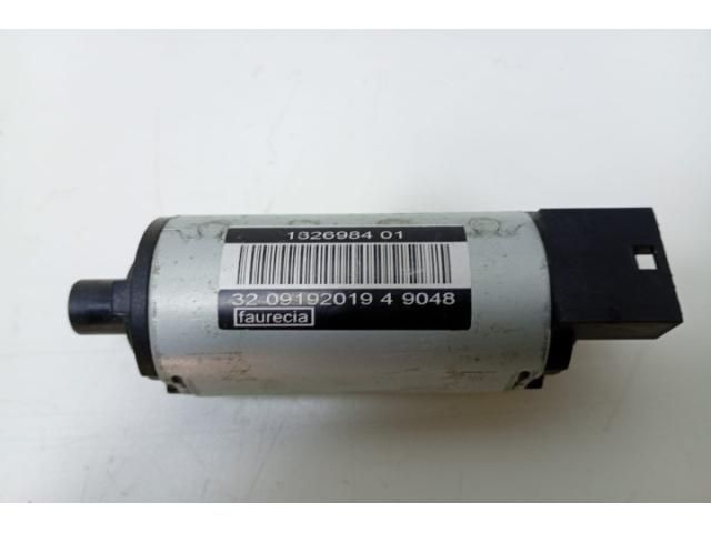 bontott NISSAN QASHQAI Jobb első Ülés Állító Motor