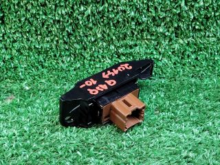 bontott NISSAN QASHQAI Jobb első Ülésfűtés Kapcsoló