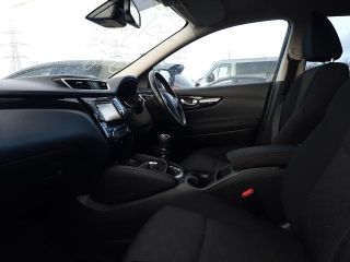 bontott NISSAN QASHQAI Jobb első Vízlehúzó Gumicsík