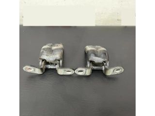 bontott NISSAN QASHQAI Jobb első Zsanér