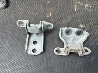 bontott NISSAN QASHQAI Jobb első Zsanér