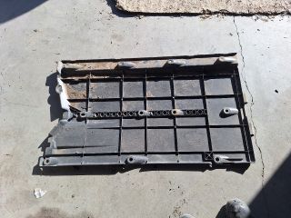 bontott NISSAN QASHQAI Jobb Fenéklemez