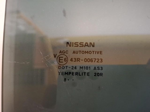 bontott NISSAN QASHQAI Jobb hátsó Ablak