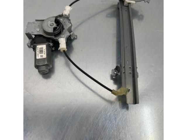 bontott NISSAN QASHQAI Jobb hátsó Ablakemelő Szerkezet (Elektromos)