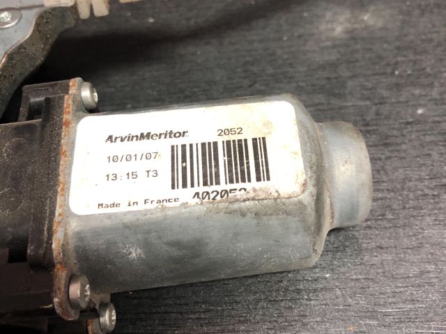 bontott NISSAN QASHQAI Jobb hátsó Ablakemelő Szerkezet (Elektromos)